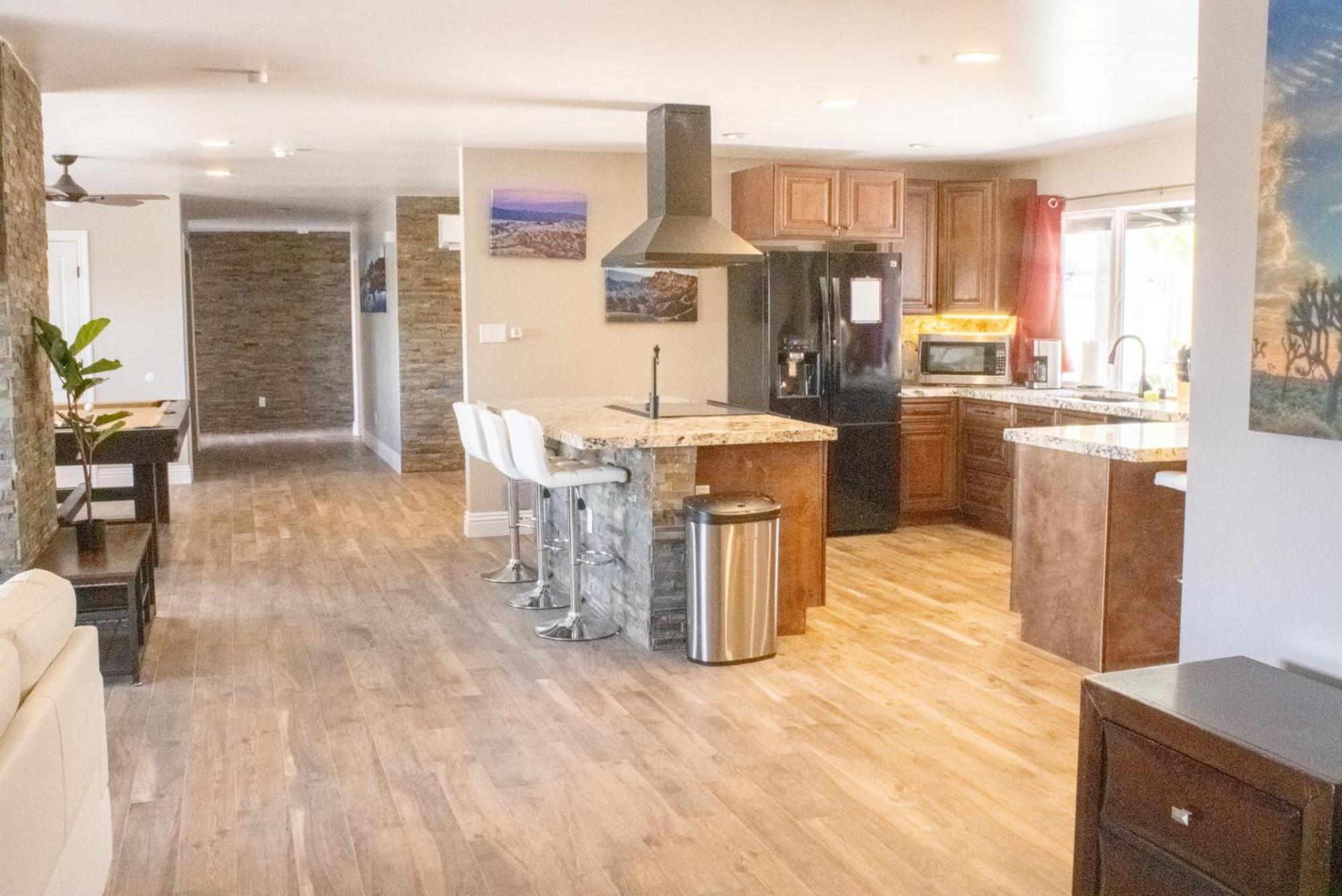 Lux Private Home - Pool, Billiards, 8 Smart Tvs, Board Games, Cotton Bedding - The Stone Sanctuary At Mccullough Hills Trailhead Λας Βέγκας Εξωτερικό φωτογραφία