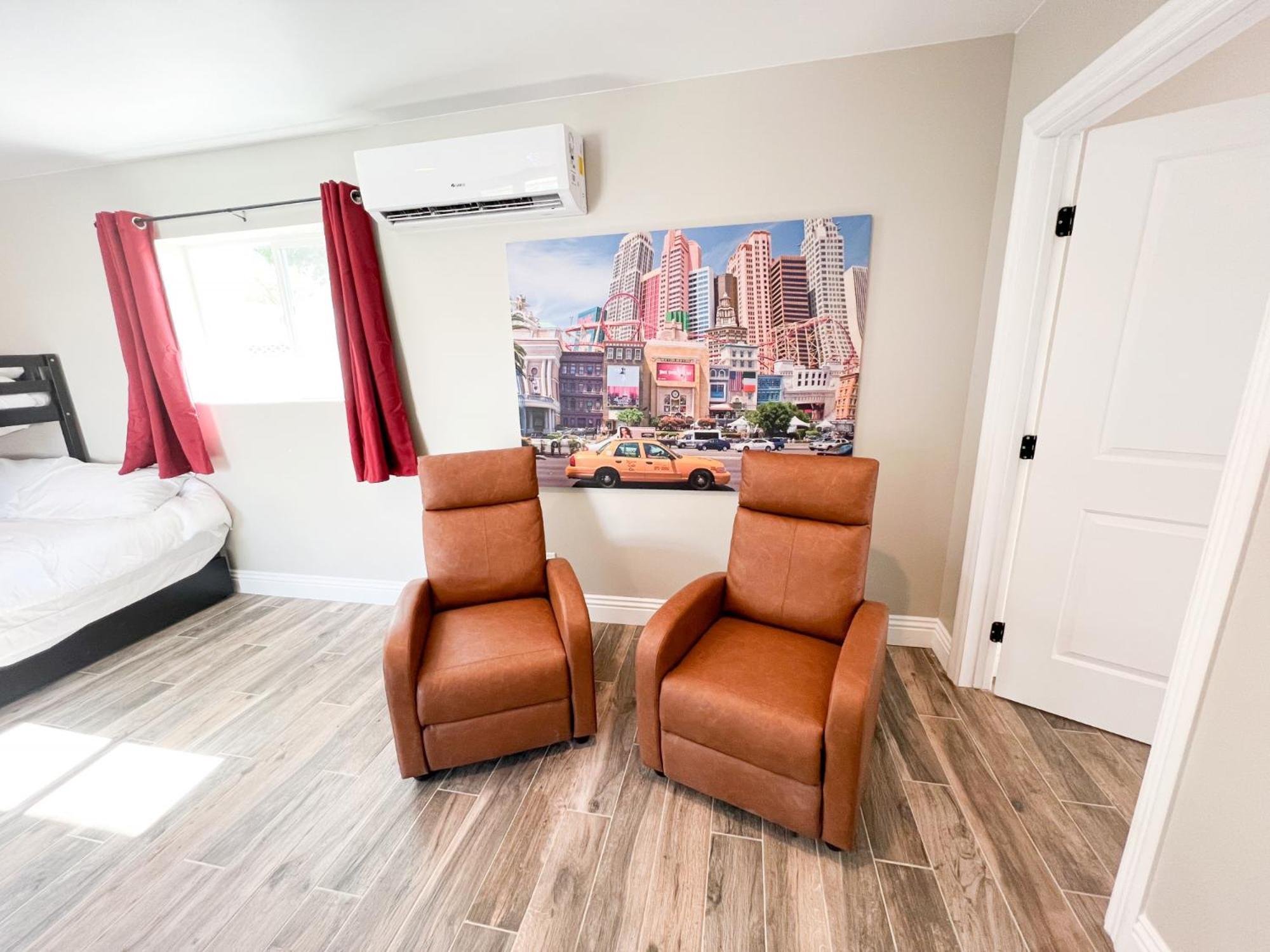 Lux Private Home - Pool, Billiards, 8 Smart Tvs, Board Games, Cotton Bedding - The Stone Sanctuary At Mccullough Hills Trailhead Λας Βέγκας Εξωτερικό φωτογραφία