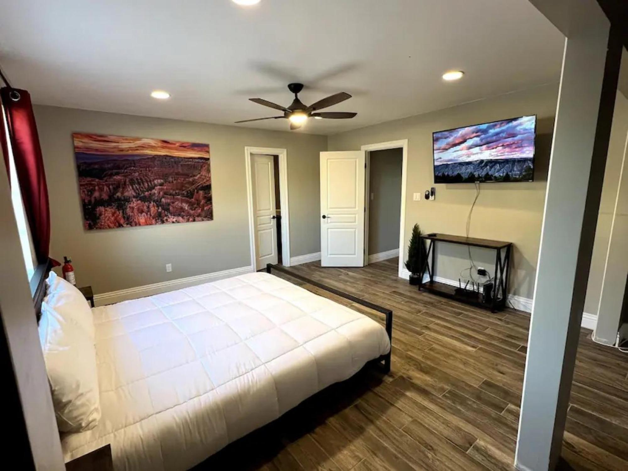 Lux Private Home - Pool, Billiards, 8 Smart Tvs, Board Games, Cotton Bedding - The Stone Sanctuary At Mccullough Hills Trailhead Λας Βέγκας Εξωτερικό φωτογραφία