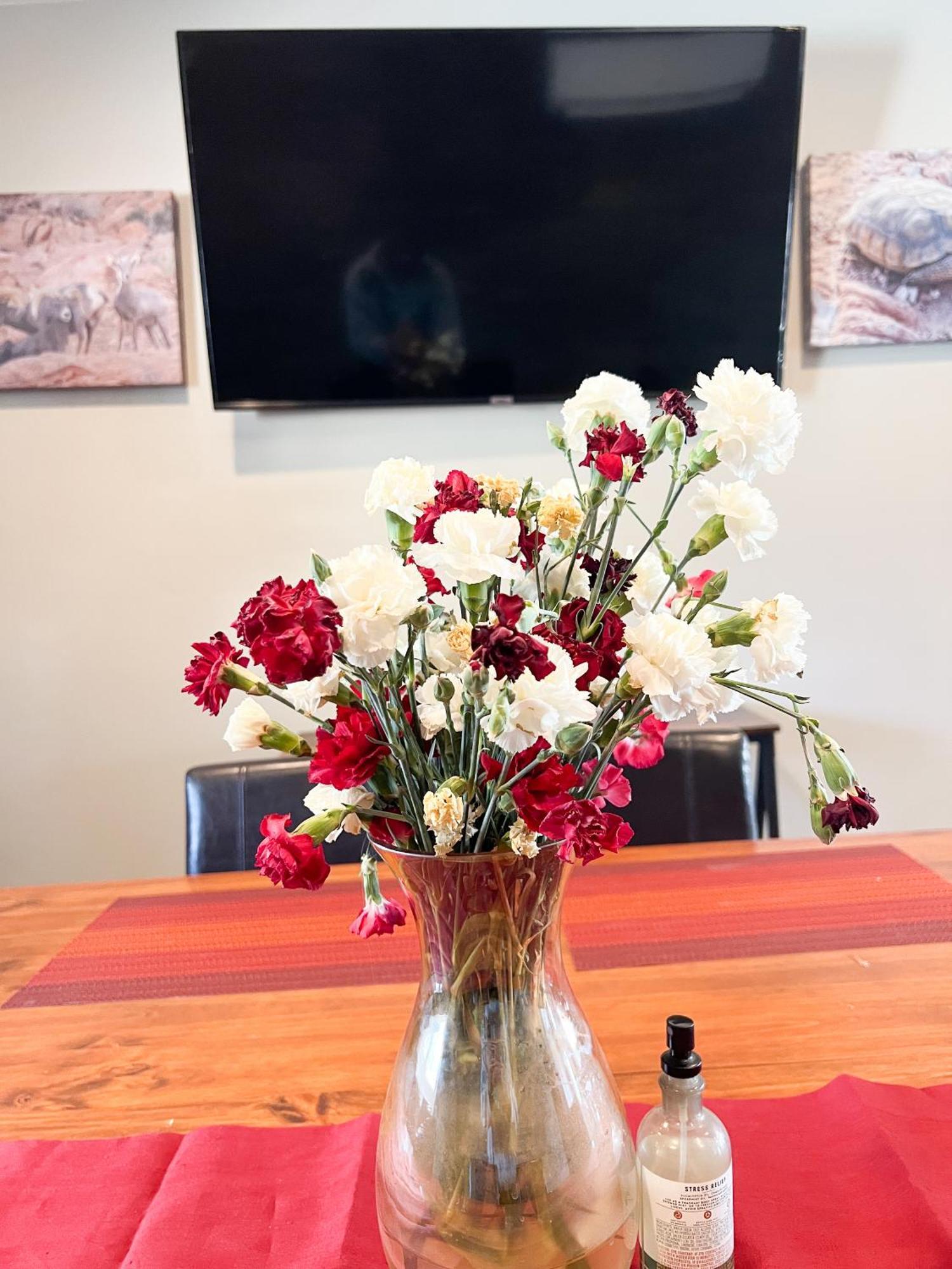 Lux Private Home - Pool, Billiards, 8 Smart Tvs, Board Games, Cotton Bedding - The Stone Sanctuary At Mccullough Hills Trailhead Λας Βέγκας Εξωτερικό φωτογραφία
